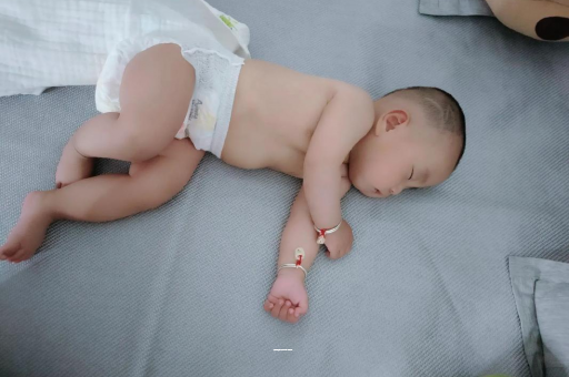 桂林宝宝高烧怎么处理